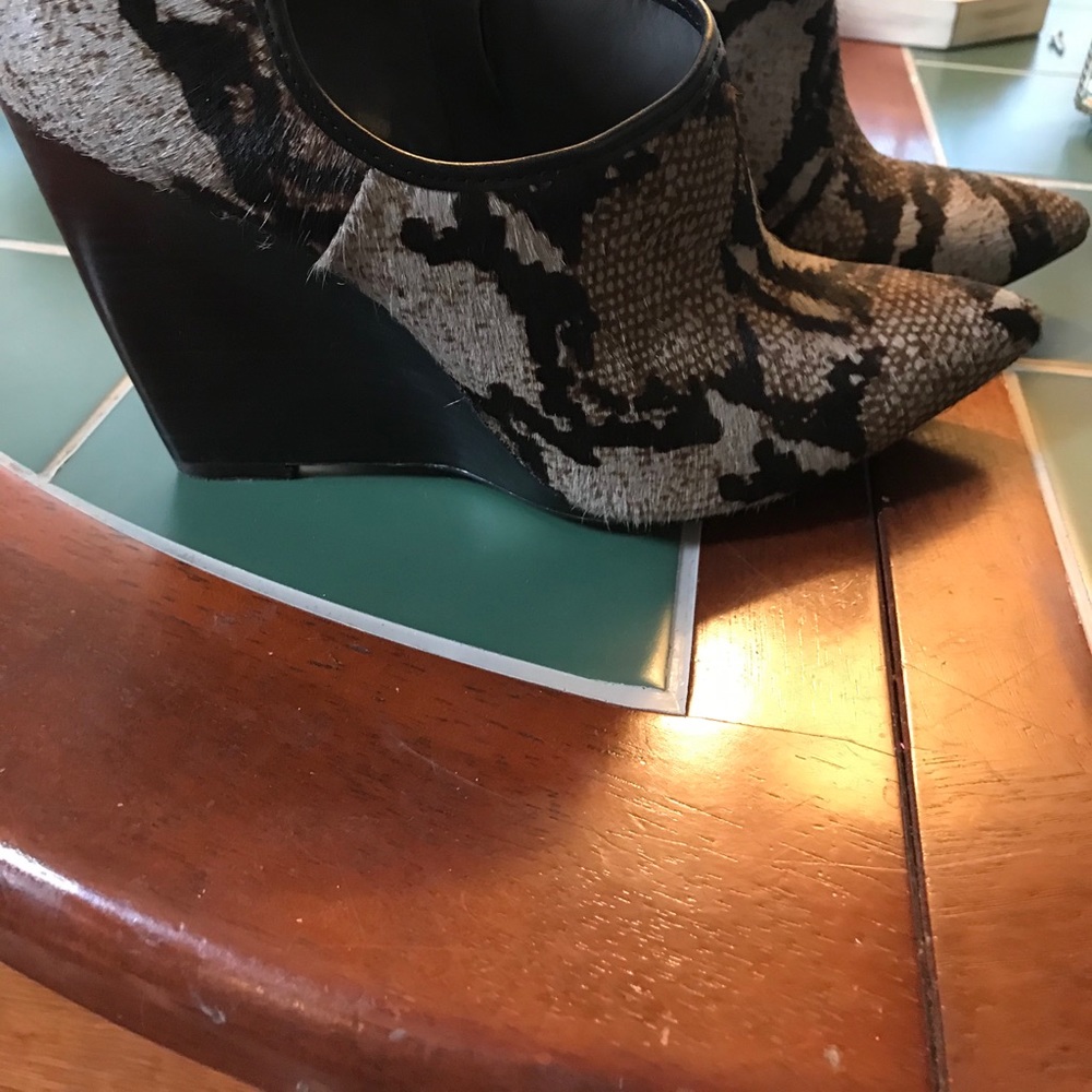 Calvin Klein wedges worn once size 8